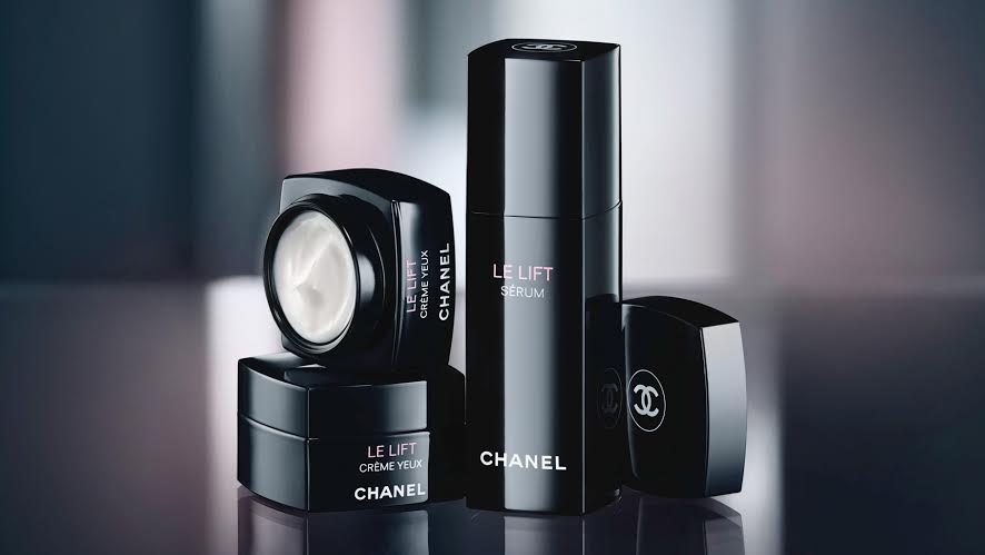 Chanel-Le-Lift-1-open