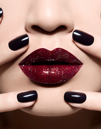 lips-nails-open (2)
